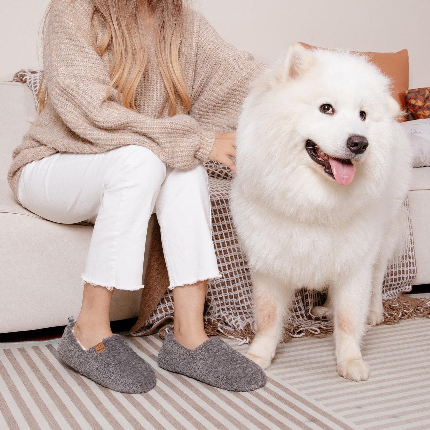 EverFoams Women’s Soft Curly Full Slippers Memory Foam Lightweight House Shoes Cozy Loafer with Polar Fleece Lining Grey,7-8 US