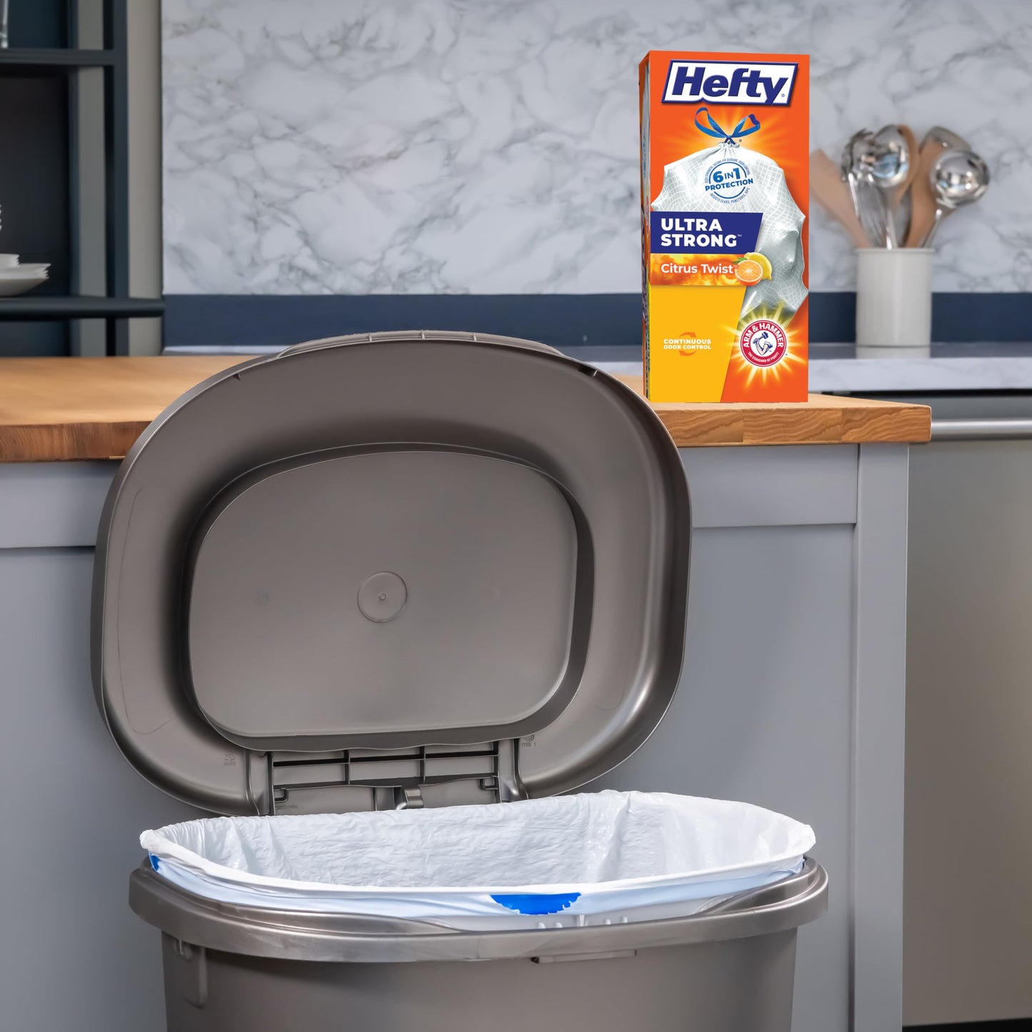 Hefty Ultra Strong Tall Kitchen Trash Bags, Citrus Twist Scent, 13 Gallon, 40 Count