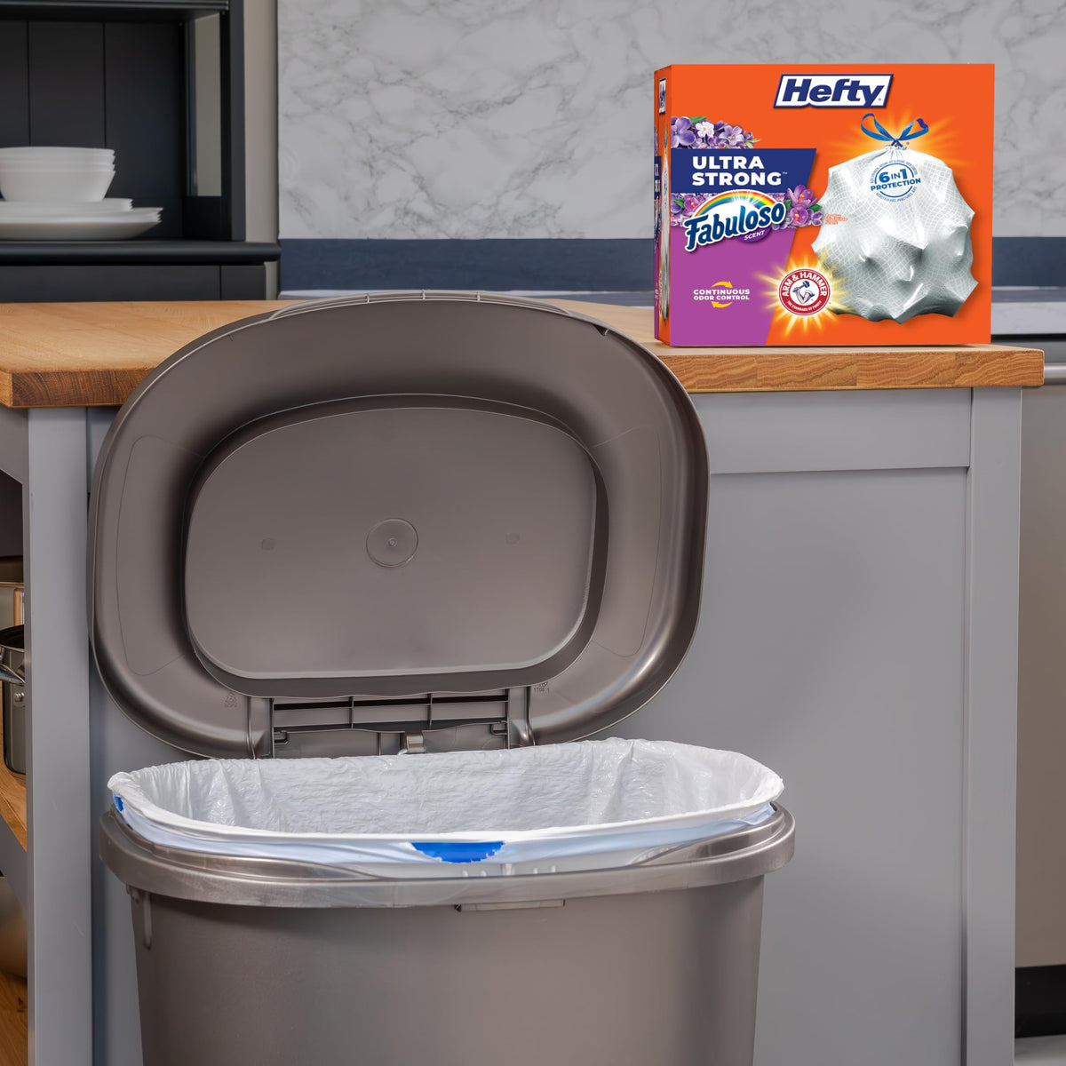 Hefty Ultra Strong 13 Gallon Trash Bags, Tall Kitchen Trash Bags 13 Gallon Size, Resist Leaks, Punctures, and Rips, Continuous Odor Control, White, Fabuloso Scent, 80 Bags