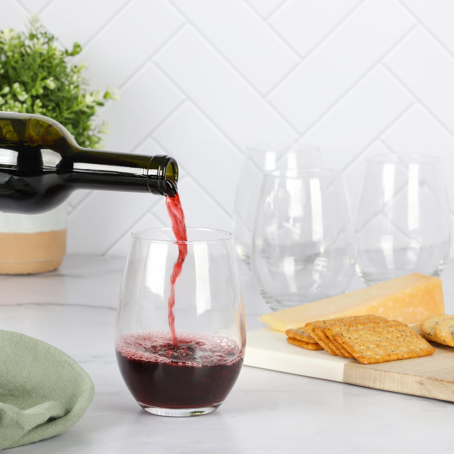 Martha Stewart Farrow 18 OZ Large Stemless Multipurpose Wine Glasses Set For Red or White Wine, Set of 4