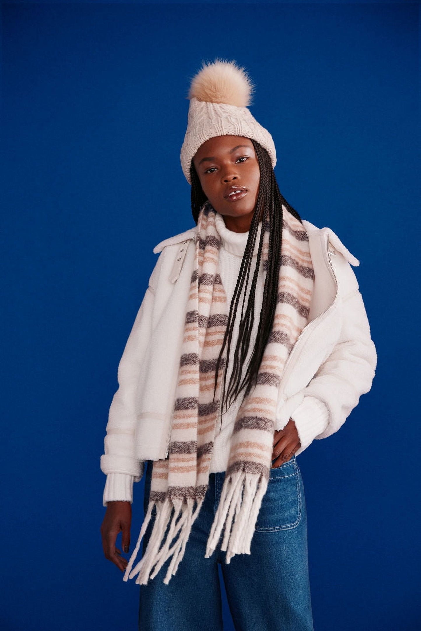 Time and Tru Women's Pom Cable Knit Winter Beanie, Oatmeal Heather