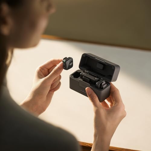 DJI Mic Mini (2 TX + 1 RX + Charging Case), Ultralight, Detail-Rich Audio