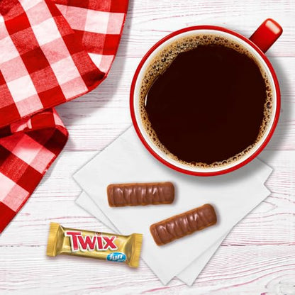 TWIX Fun Size Caramel Cookie Milk Chocolate Bars Individually Wrapped Easter Basket Egg Stuffers Easter Candy, 10.83 Oz Bag
