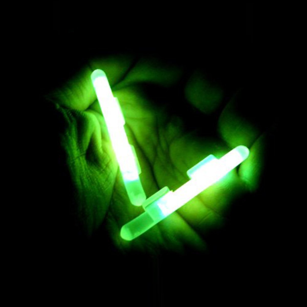 Saim Fishing Glow Sticks, Clip-On Fishing Glow Sticks 2.7 x 3.2mm L Dry Type Snap Fishing Rod Top Glow Stick 50 Bags 100 Pcs