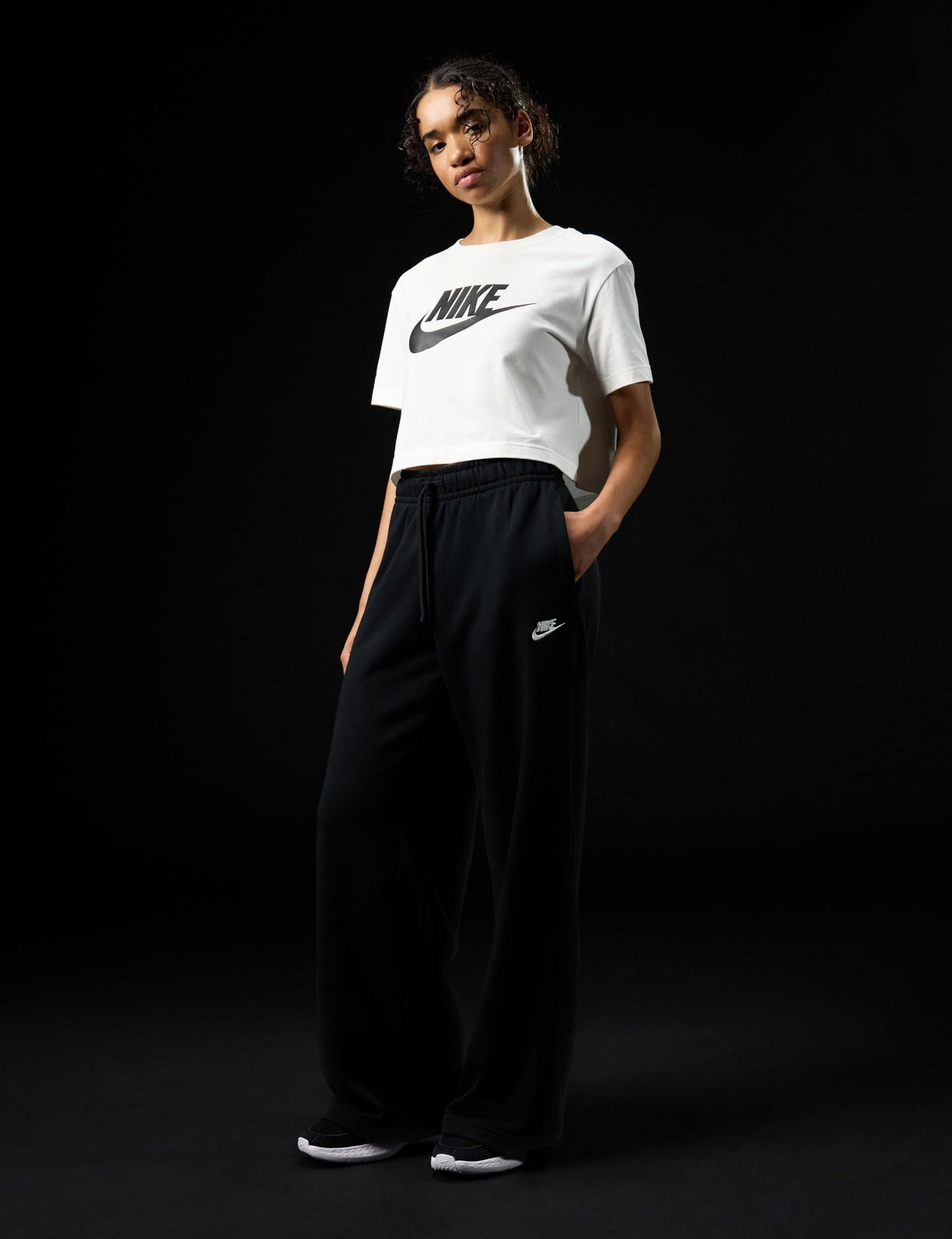 Nike Women's Sportswear Club Fleece Mid-Rise Wide-Leg Sweatpants, Black/White, Small