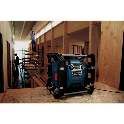 BOSCH GPB18V-5CN 18V Jobsite Radio with Bluetooth® 5.0 and Power Station