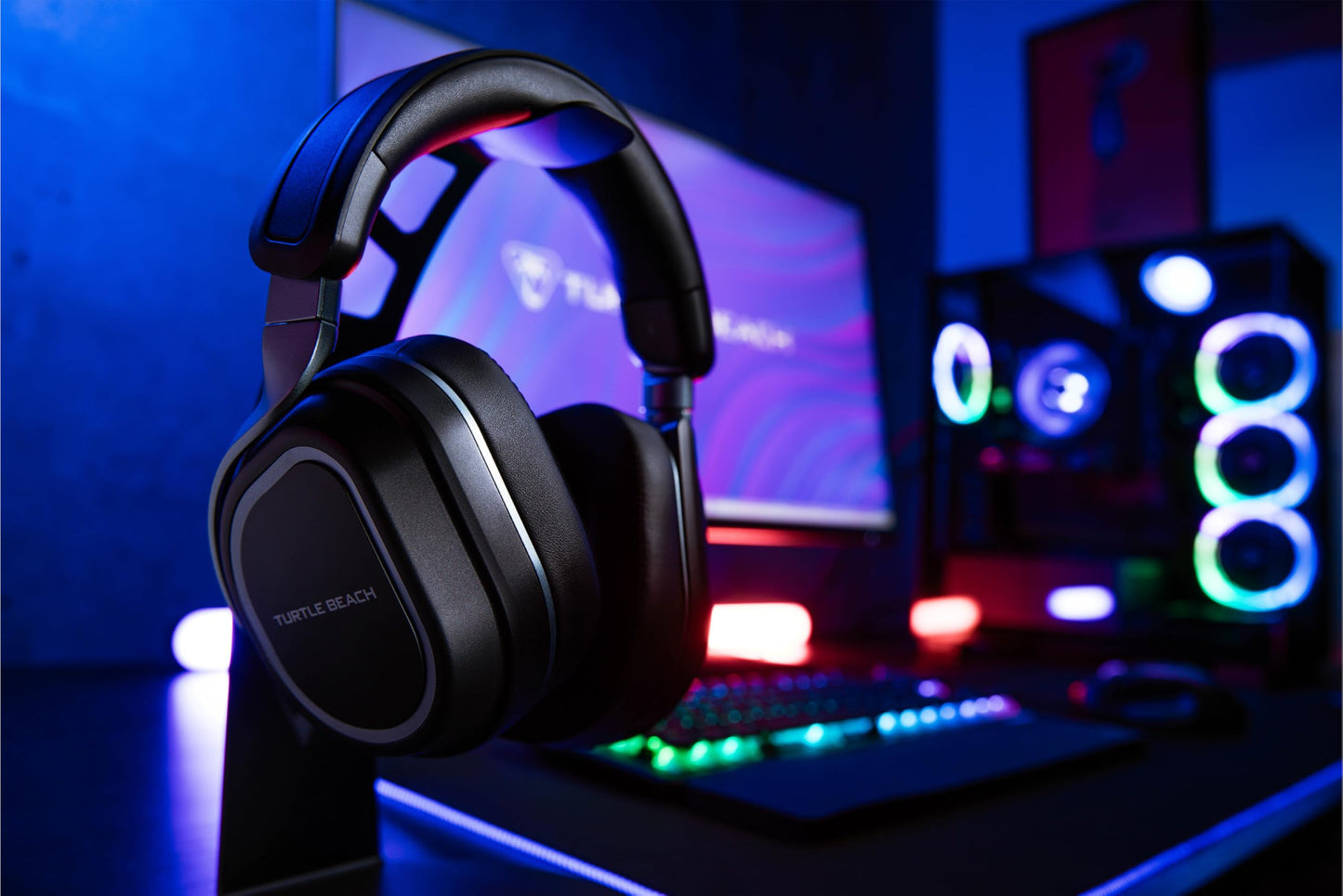 Turtle Beach Stealth 700 Gen 3 Wireless Multiplatform Amplified Gaming Headset for Xbox Series X|S, Xbox One, PC, PS5, Mobile – 60mm Drivers, AI Noise-Cancelling Mic, Bluetooth, 80-Hr Battery – Black