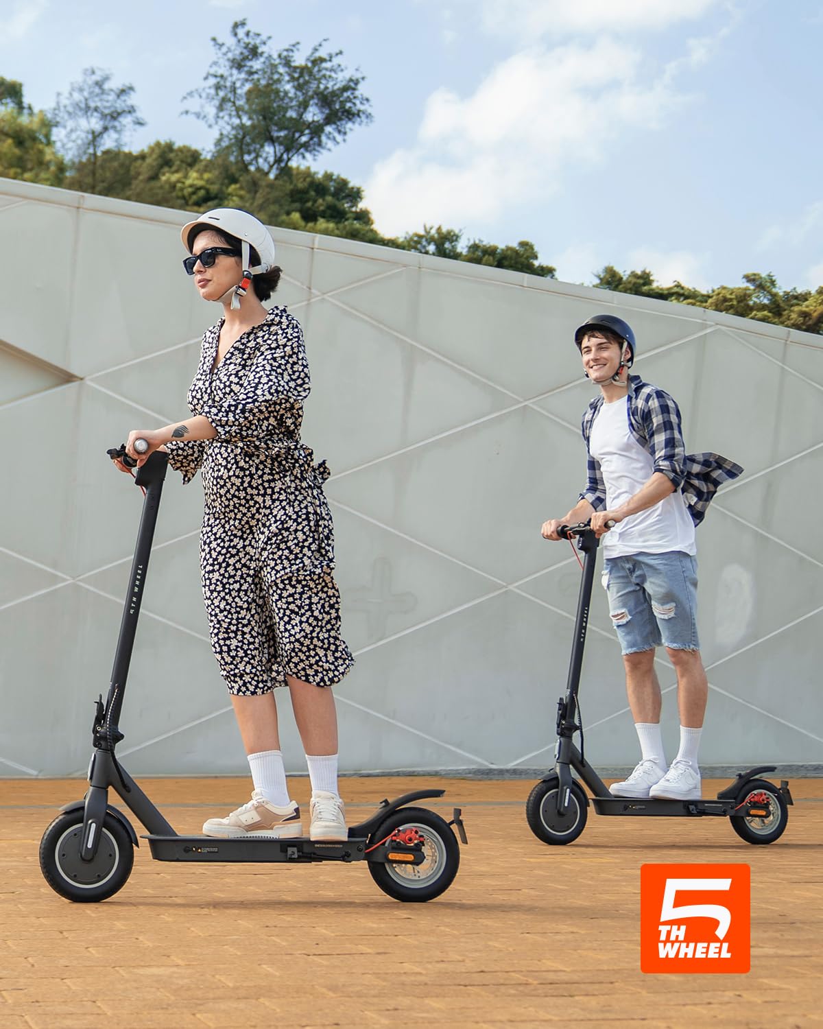 5TH WHEEL V30PRO Electric Scooter, 10" Solid Tires, 350W Motor & 18 MPH, 19.9 Miles Range E-Scooter with E-Lock, Dual Brakes and Suspension, Foldable Adults Commuter Scooter with Turn Signals and APP