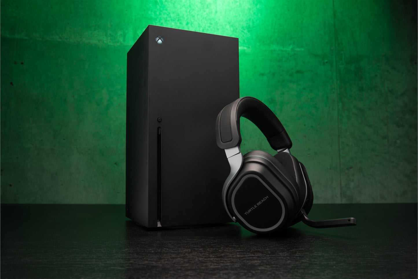 Turtle Beach Stealth 700 Gen 3 Wireless Multiplatform Amplified Gaming Headset for Xbox Series X|S, Xbox One, PC, PS5, Mobile – 60mm Drivers, AI Noise-Cancelling Mic, Bluetooth, 80-Hr Battery – Black
