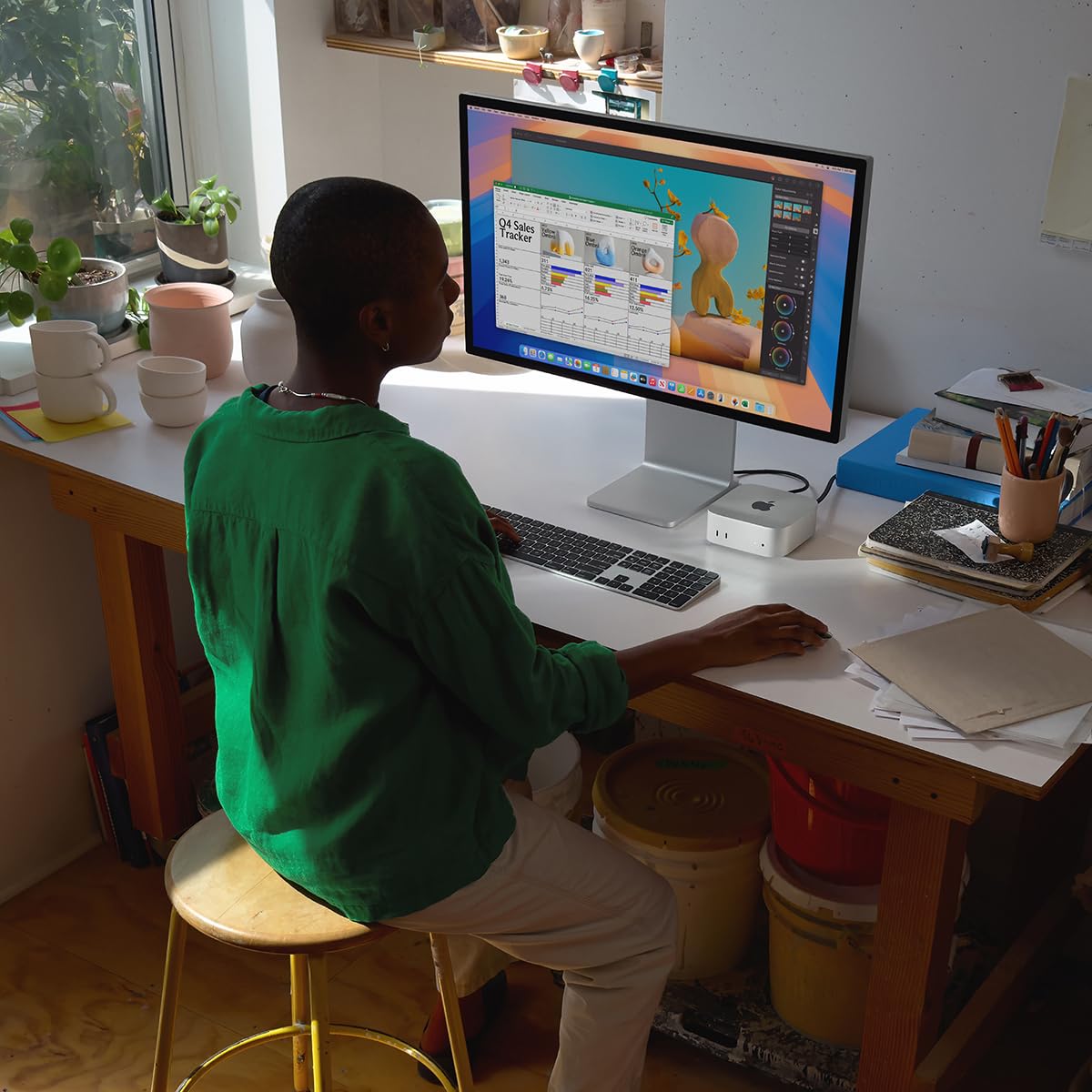 Apple 2024 Mac mini Desktop Computer with M4 chip with 10‑core CPU and 10‑core GPU: Built for Apple Intelligence, 16GB Unified Memory, 256GB SSD Storage, Gigabit Ethernet. Works with iPhone/iPad