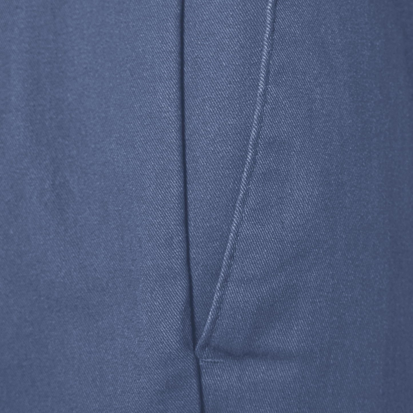 Amazon Essentials Men's Slim-Fit Wrinkle-Resistant Flat-Front Chino Pant, Indigo, 29W x 32L