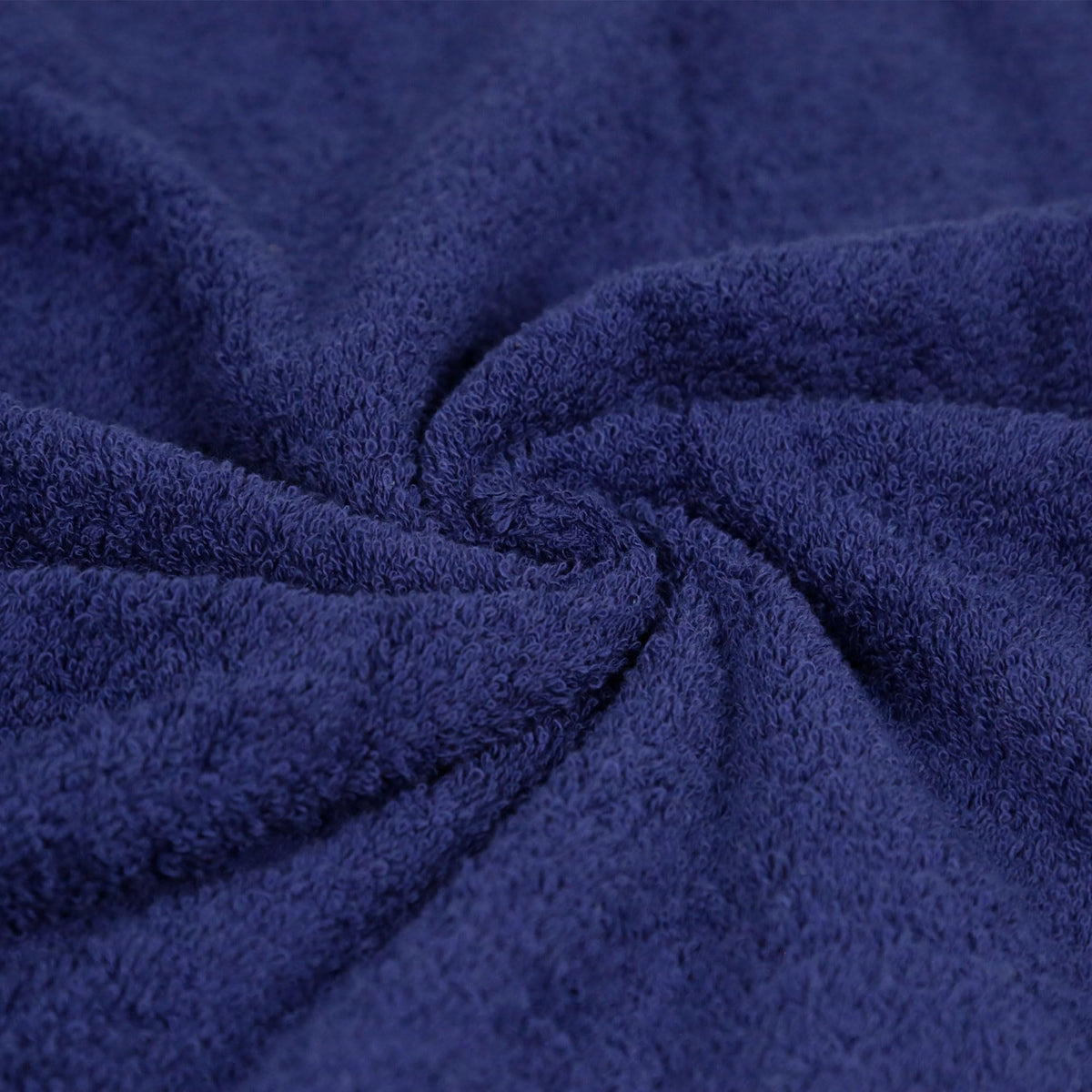 Amazon Basics 6 Piece Oversized Fade resistant Towel set, 100% Cotton towels for bathroom, soft and absorbent, 2 Bath Towels, 2 Hand Towels and 2 Washcloths bathroom towel set, Navy Blue