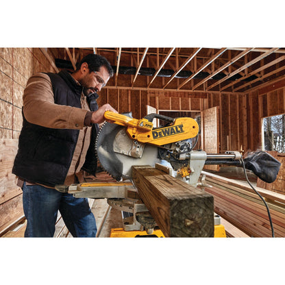 DEWALT Double Bevel Sliding Miter Saw, 12-inch, Compound (DWS780)