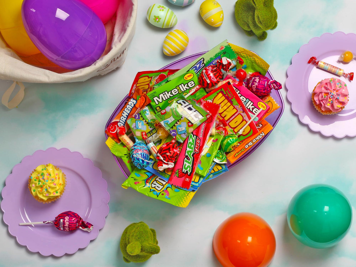 Halloween Bulk Candy - 12 Pounds - Trick Or Treat Big Bulk Candies - Individually Wrapped Candies - Schools, Offices, Claw Machine