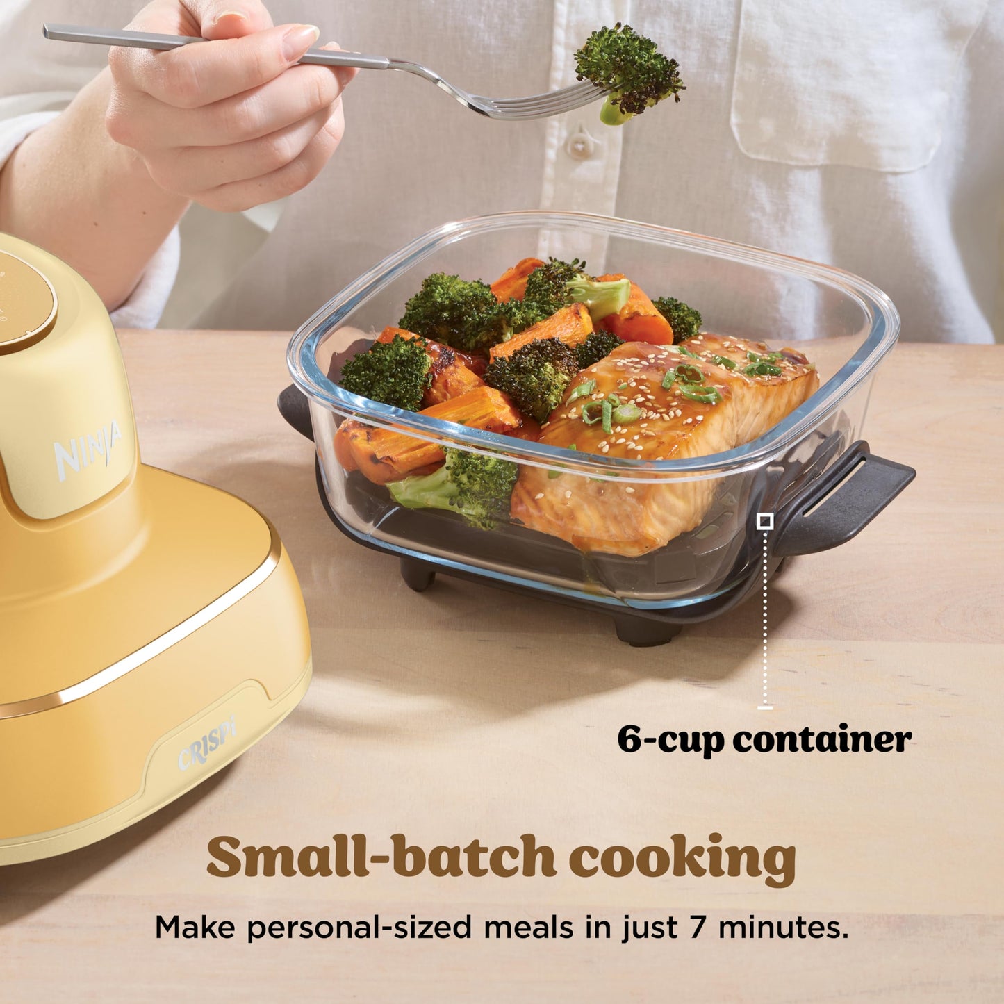 Ninja | Air Fryer | Crispi 4-in-1 Portable Cooking System | 4QT & 6 Cup Glass Containers, Crisper Plates & Storage Lids Included | Microwave, Freezer & Dishwasher Safe | Ginger Snap | FN101GD