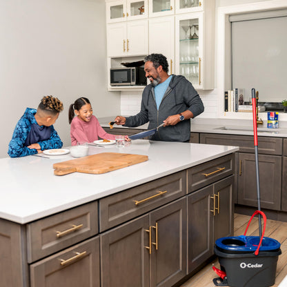 O-Cedar RinseClean Spin Mop & Bucket System | Clean with Water | Removes 99% of Bacteria Plastic