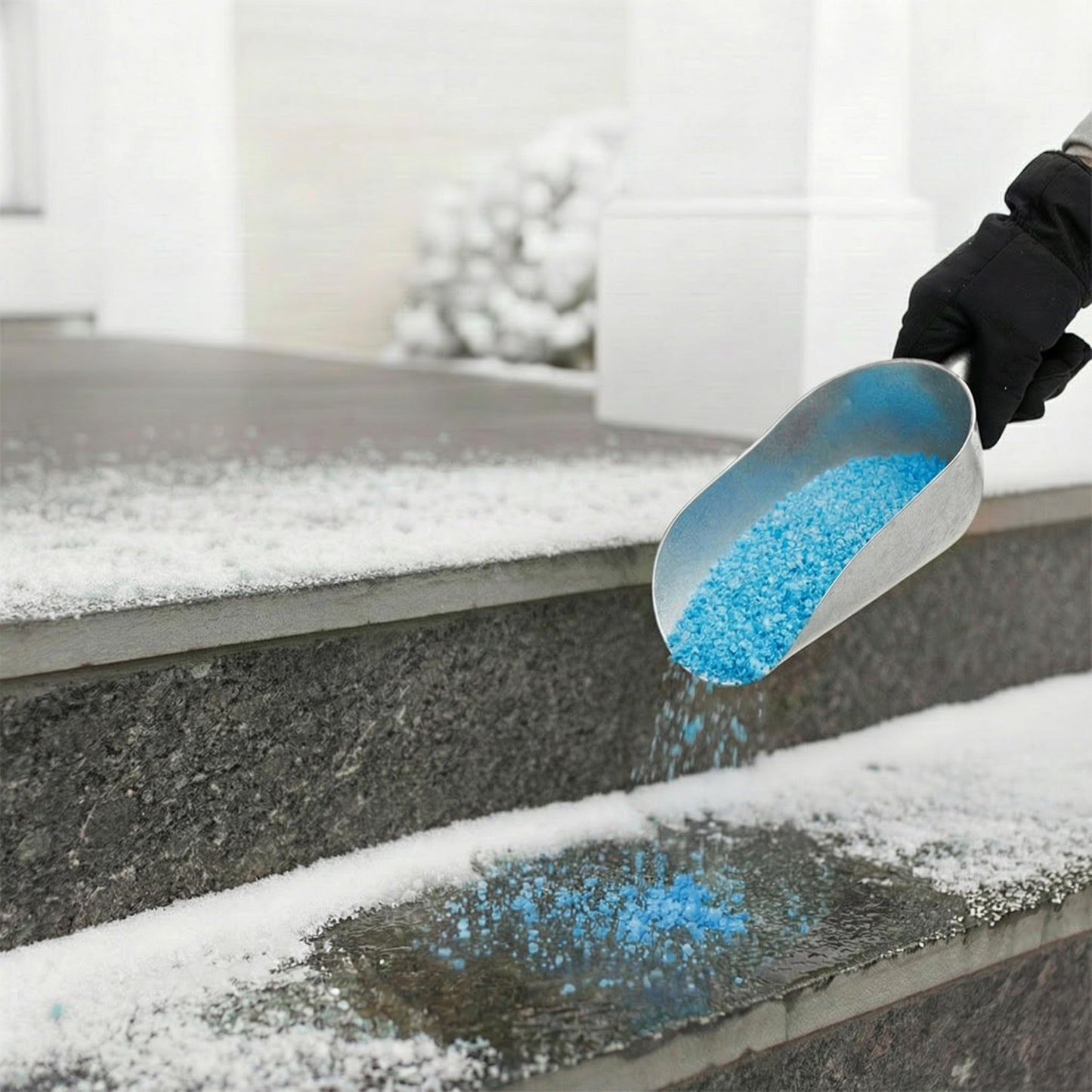 Snow Joe Ice Beater Calcium Blend Powerful Ice Melt, 50 Pound Bag - Works to -15°F Safe for Sidewalks, Driveways, and Walkways