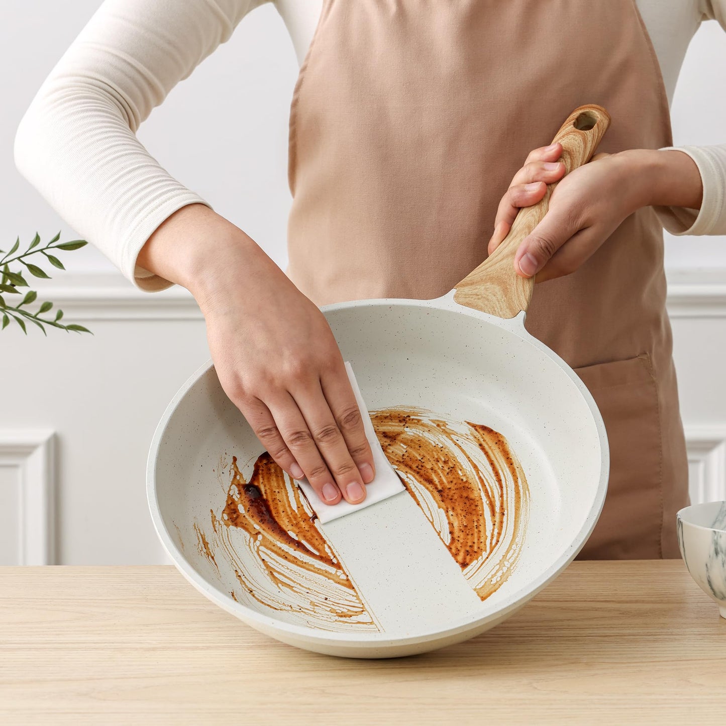 SENSARTE Nonstick Ceramic Frying Pan with Lid 8/9.5/10/11/12.5 Inch Omelet Pan Skillet, PFAS/PTFE/PFOA Free Healthy Non-toxic Chef's Pan Induction Compatible Egg Pan with Heat Resistant Handle