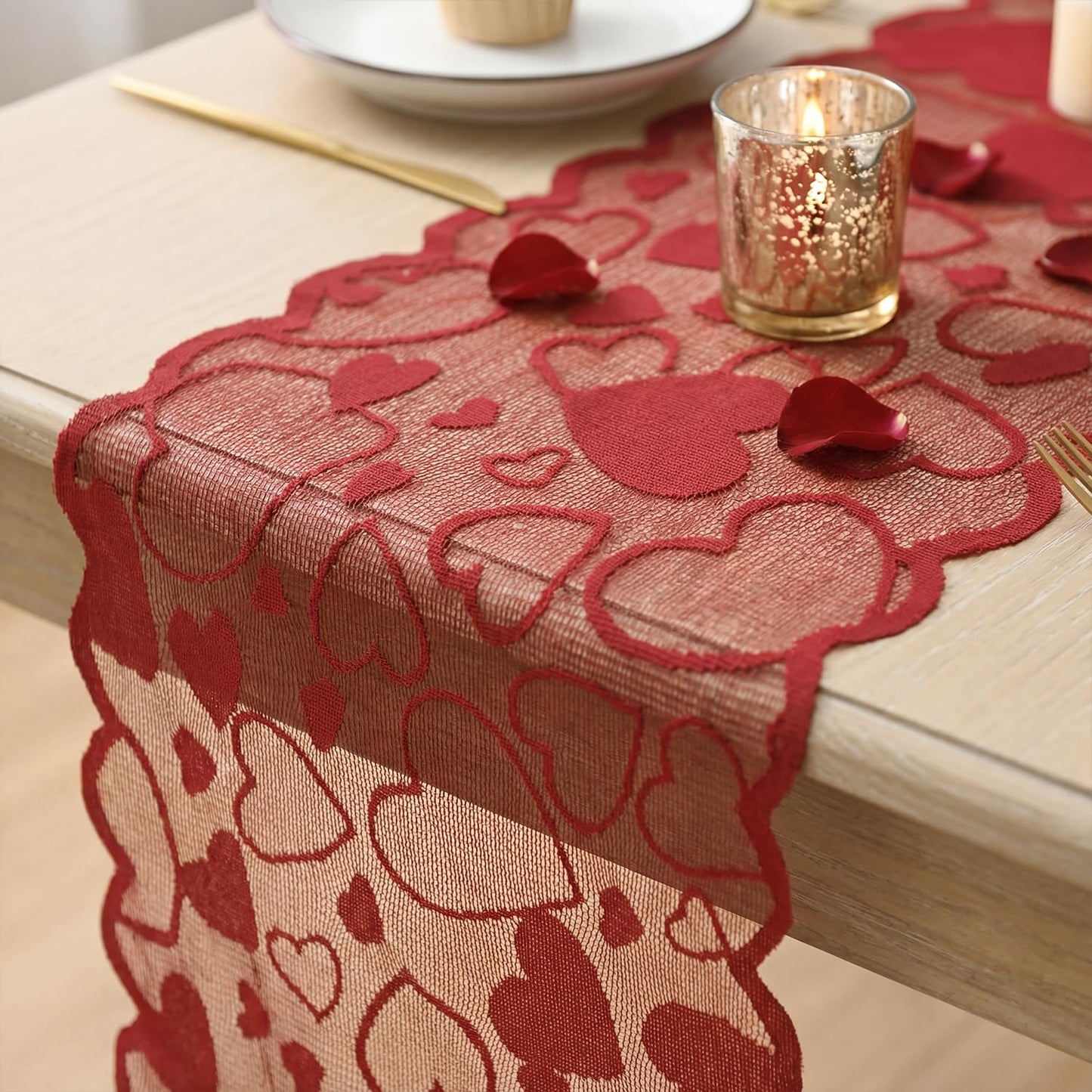 Artoid Mode Lace Jacquard Love Heart Valentine's Day Table Runner, Kitchen Dining Table Decoration for Home Party Decor 13x72 Inch