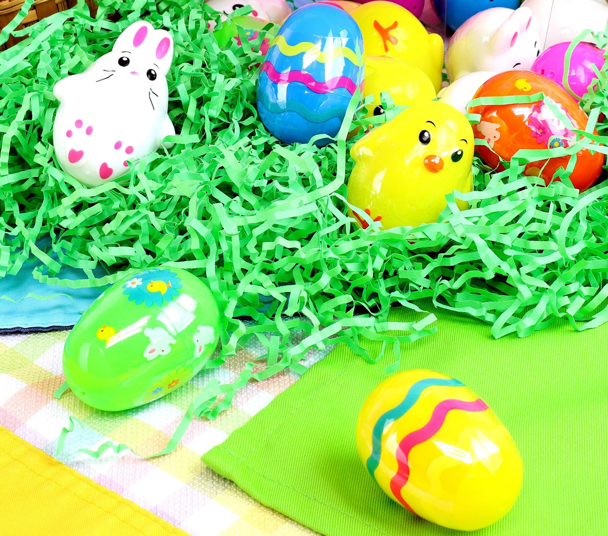 Frankford 18 Count Prefilled Plastic Eggs with Candy Jelly Beans- Assorted Bunnies, Chicks, and Patterned Eggs, Easter Basket Stuffers for Kids Girls Boys